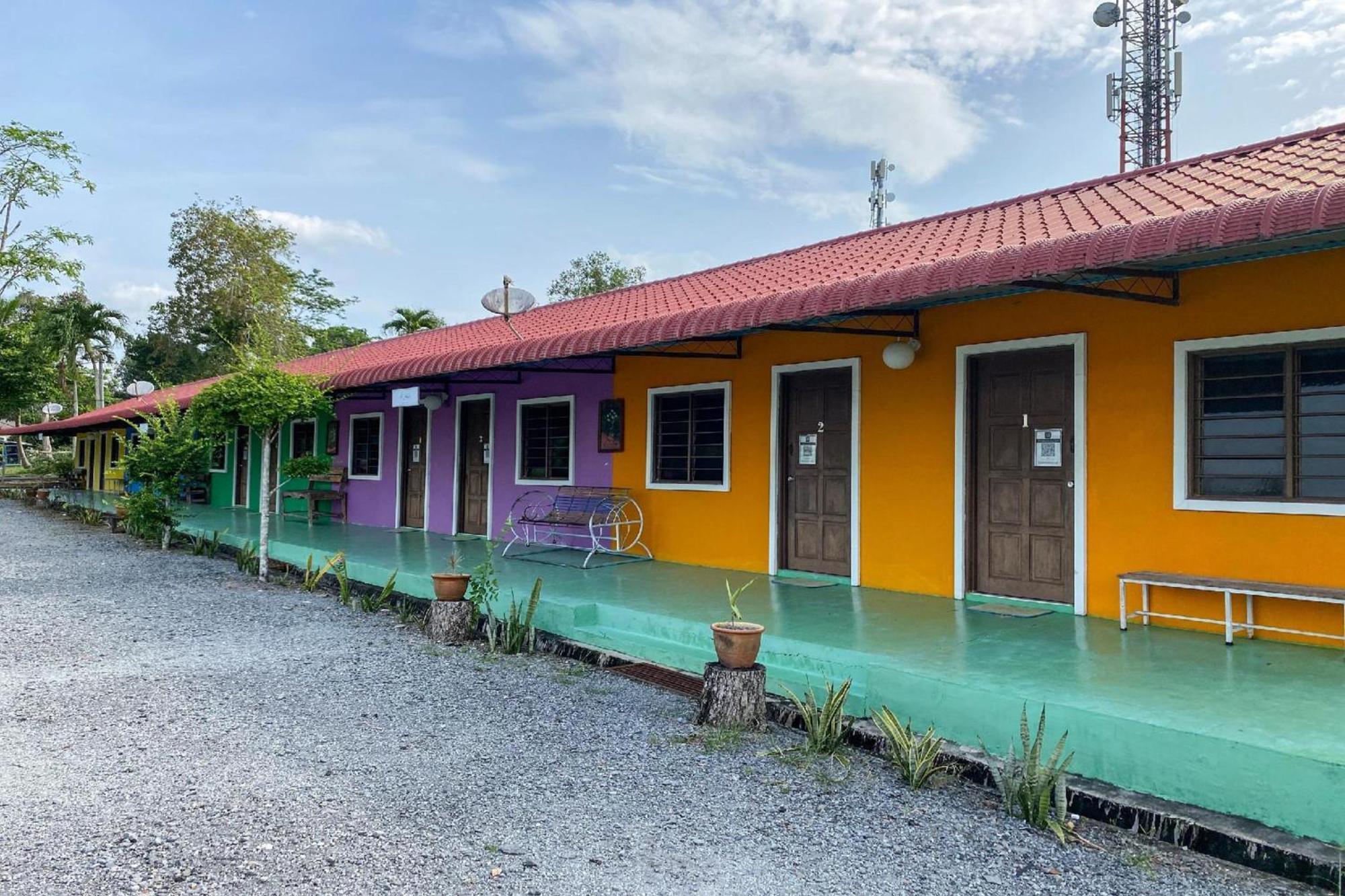 Capital O 90168 Serambi Pelangi Chalet Changlun Exterior photo