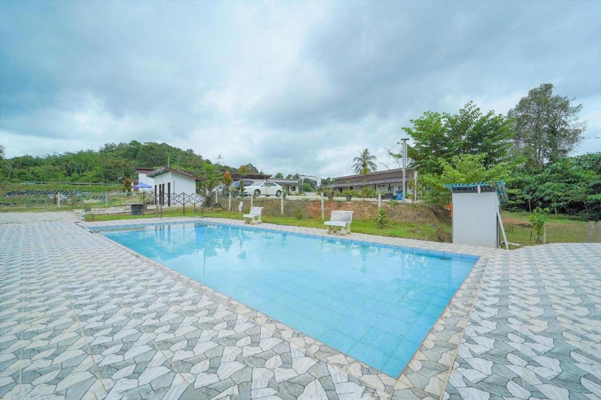 Capital O 90168 Serambi Pelangi Chalet Changlun Exterior photo
