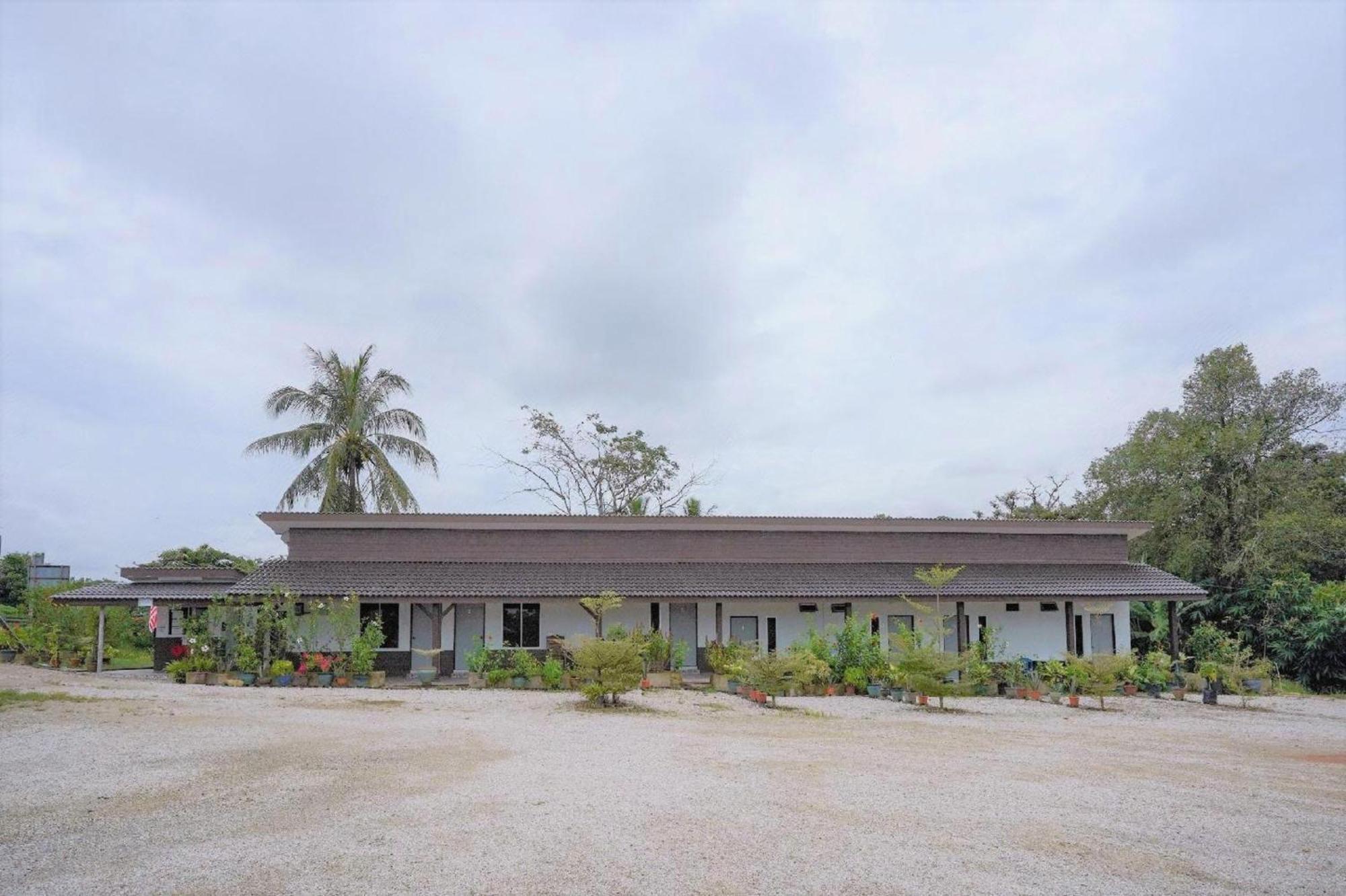 Capital O 90168 Serambi Pelangi Chalet Changlun Exterior photo
